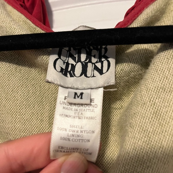 Prairie Underground raincoat cloak/ water resistant light jacket size M. - Picture 3 of 4